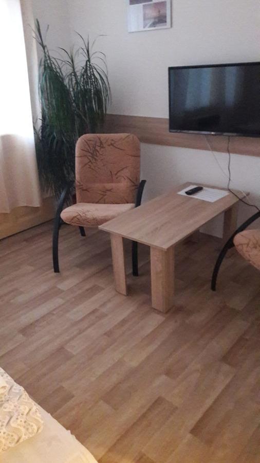 Penzion Mar Hradec Králové Eksteriør bilde