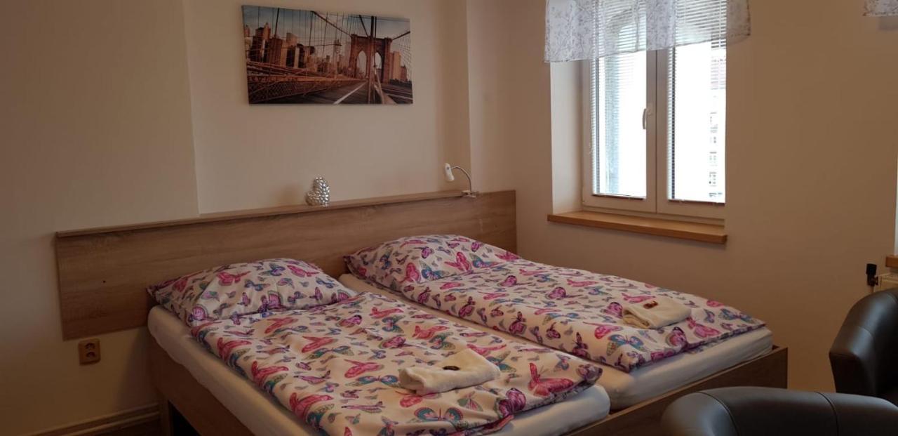 Penzion Mar Hradec Králové Eksteriør bilde